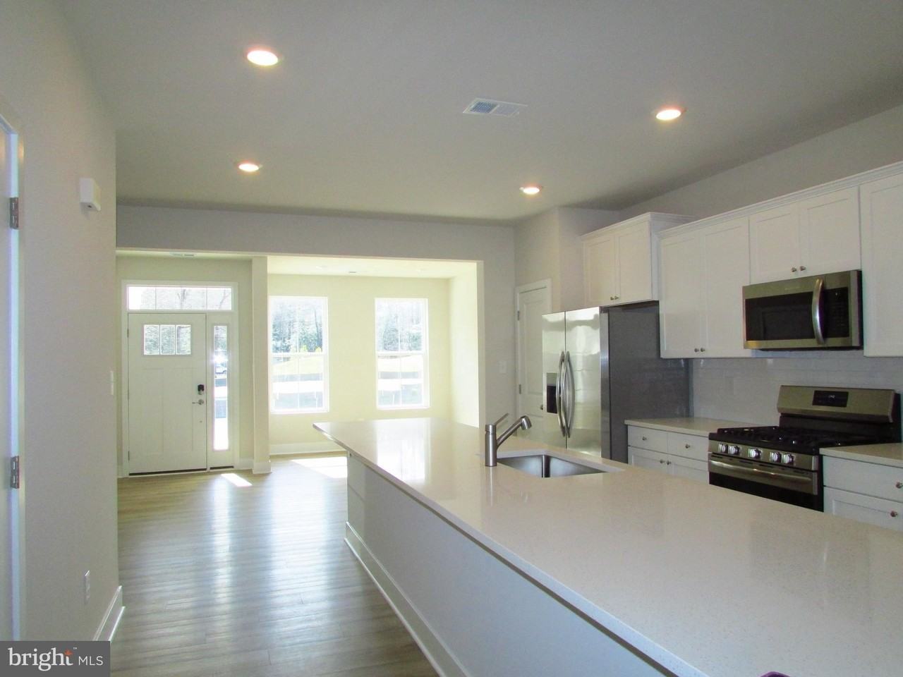 31019 Nikelle Ln #TH11 - Photo 5 of 12