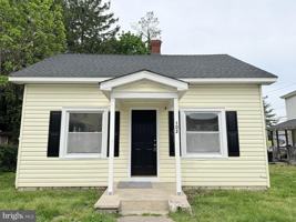 featured image of 102 Montgomery St
