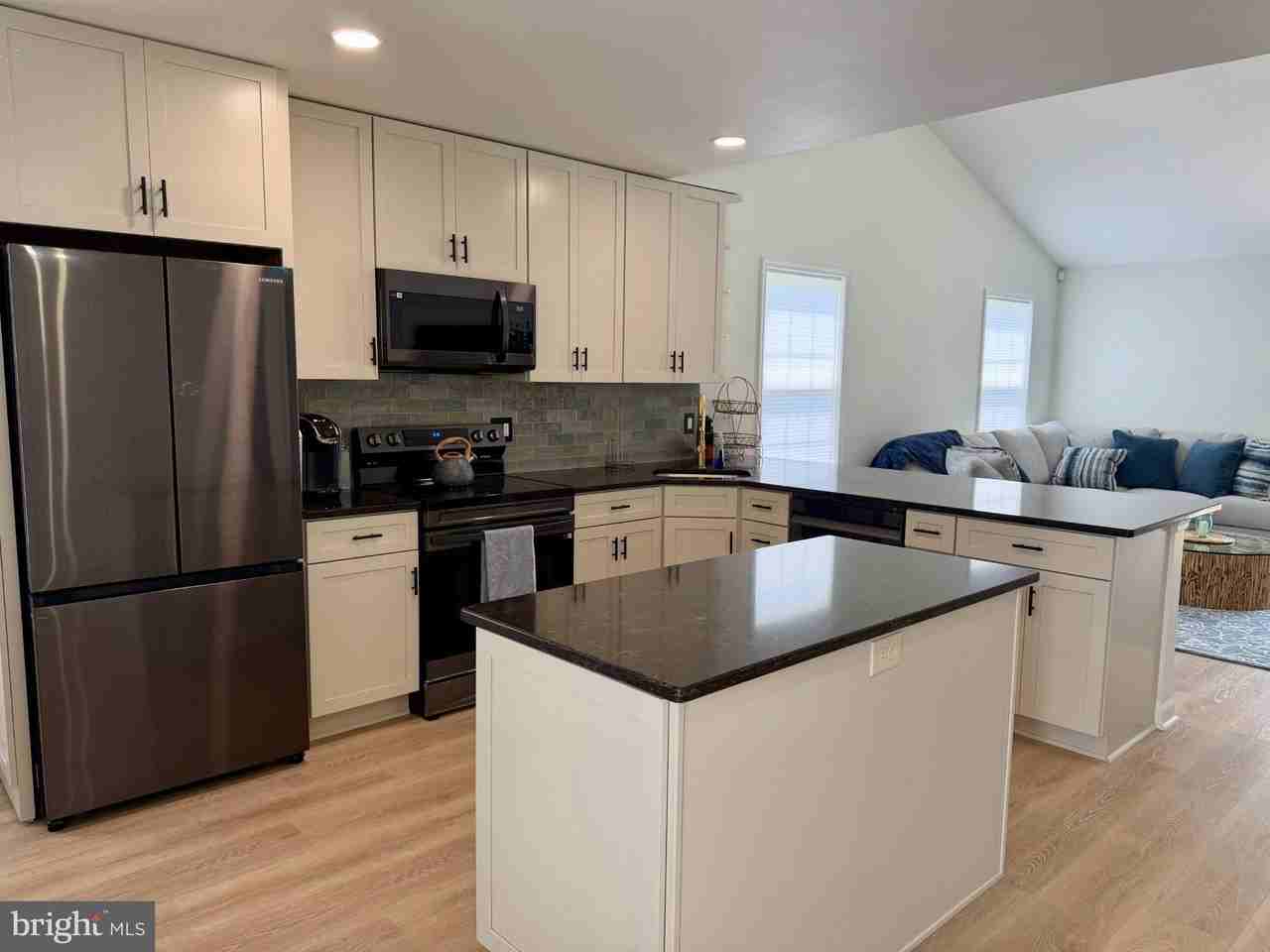 113 Loganberry Ln - Photo 4 of 23
