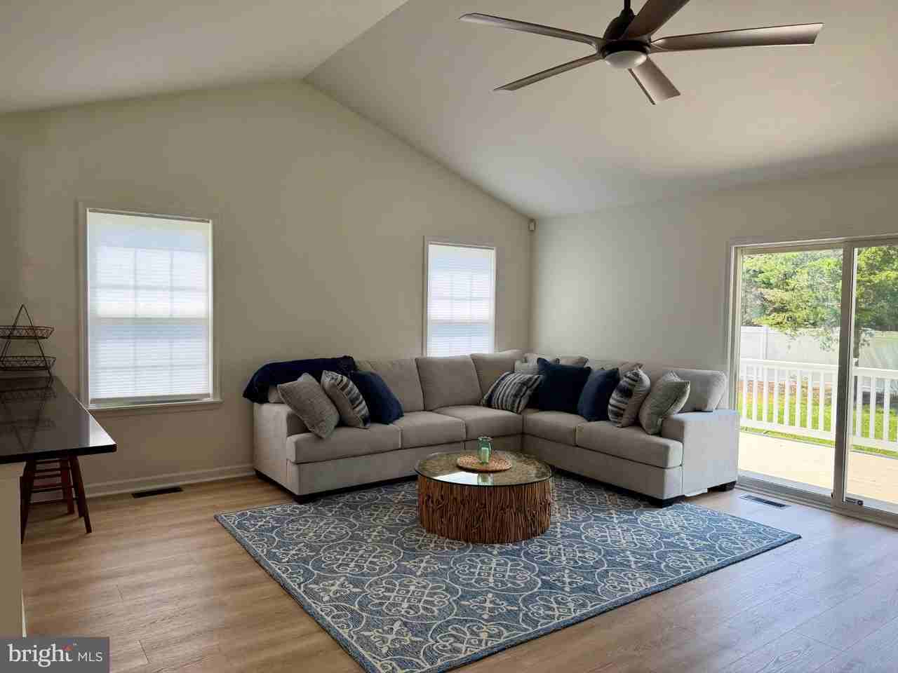 113 Loganberry Ln - Photo 6 of 23