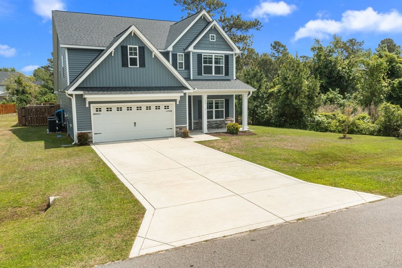 303 Red Cedar Dr - Photo 4 of 50