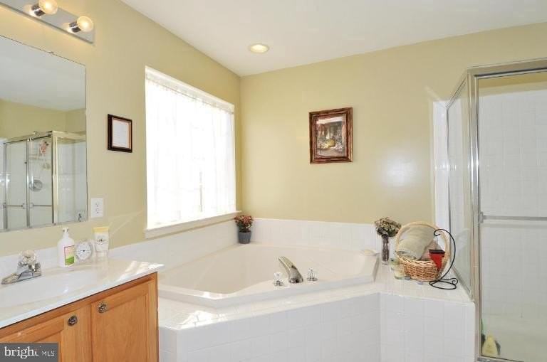 2508 Black Oak Way - Photo 2 of 25