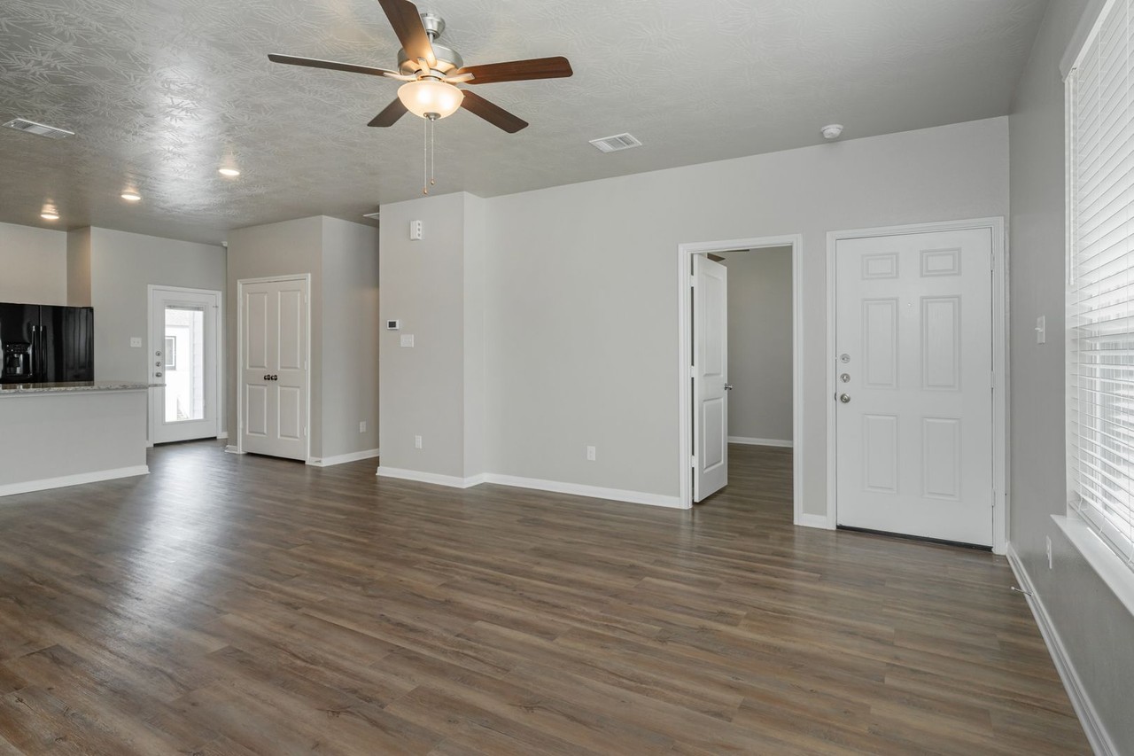2047 Vintage Farms Way #1 - Photo 7 of 34