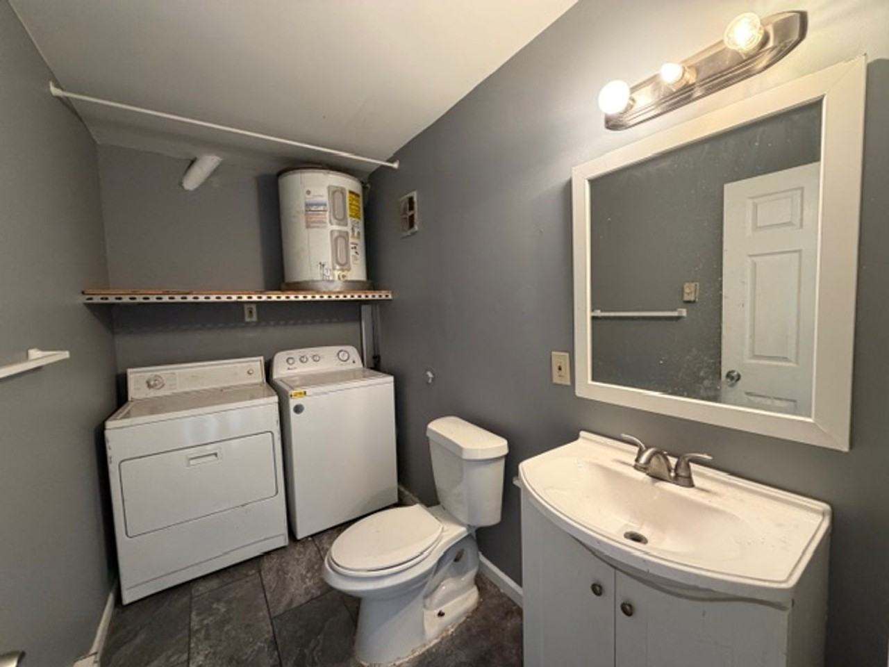 7326 Hazelcrest Dr - Photo 4 of 15