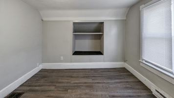 featured image of 2405 W Jackson St