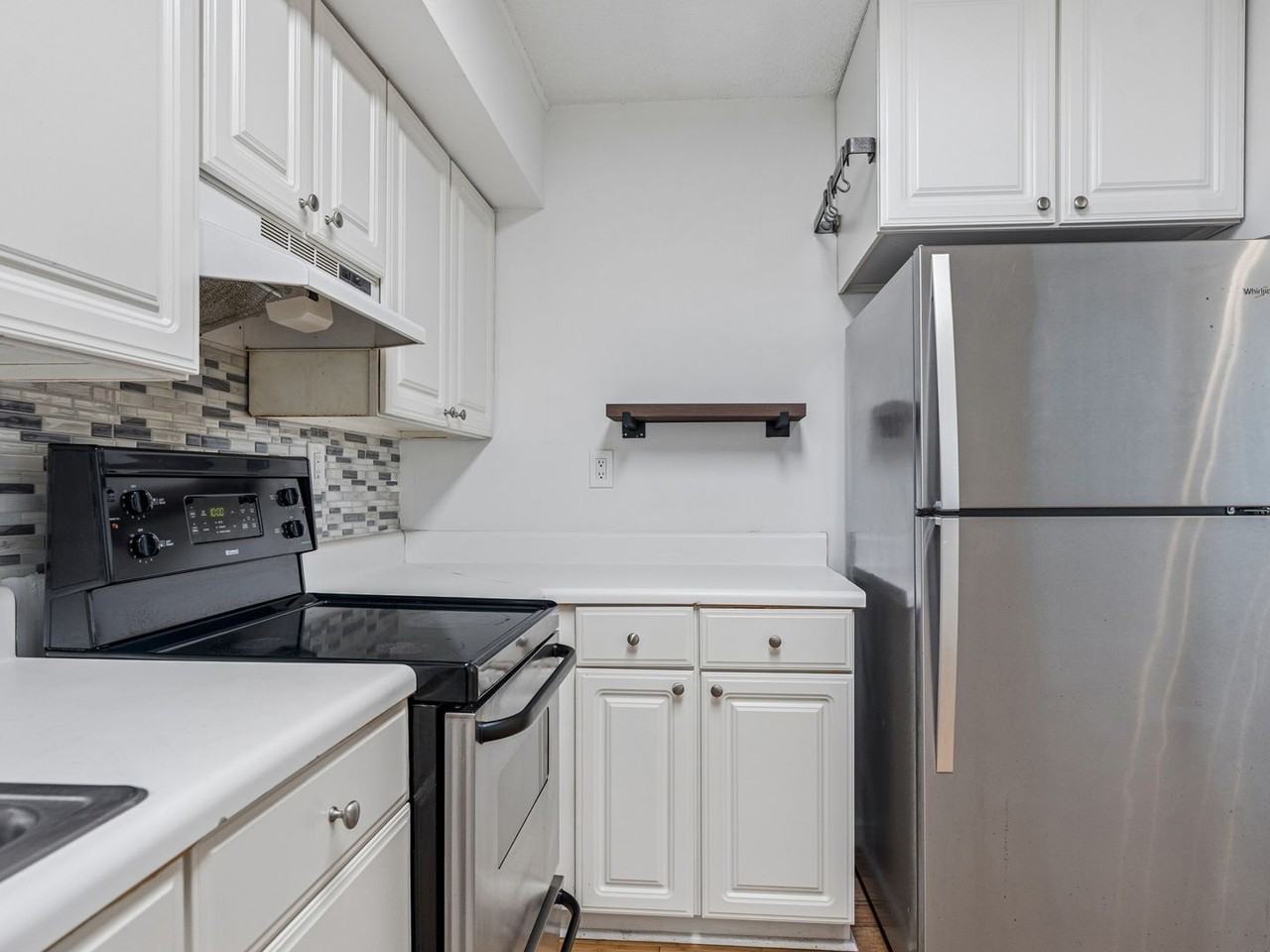 65 Faris Cir - Photo 2 of 19