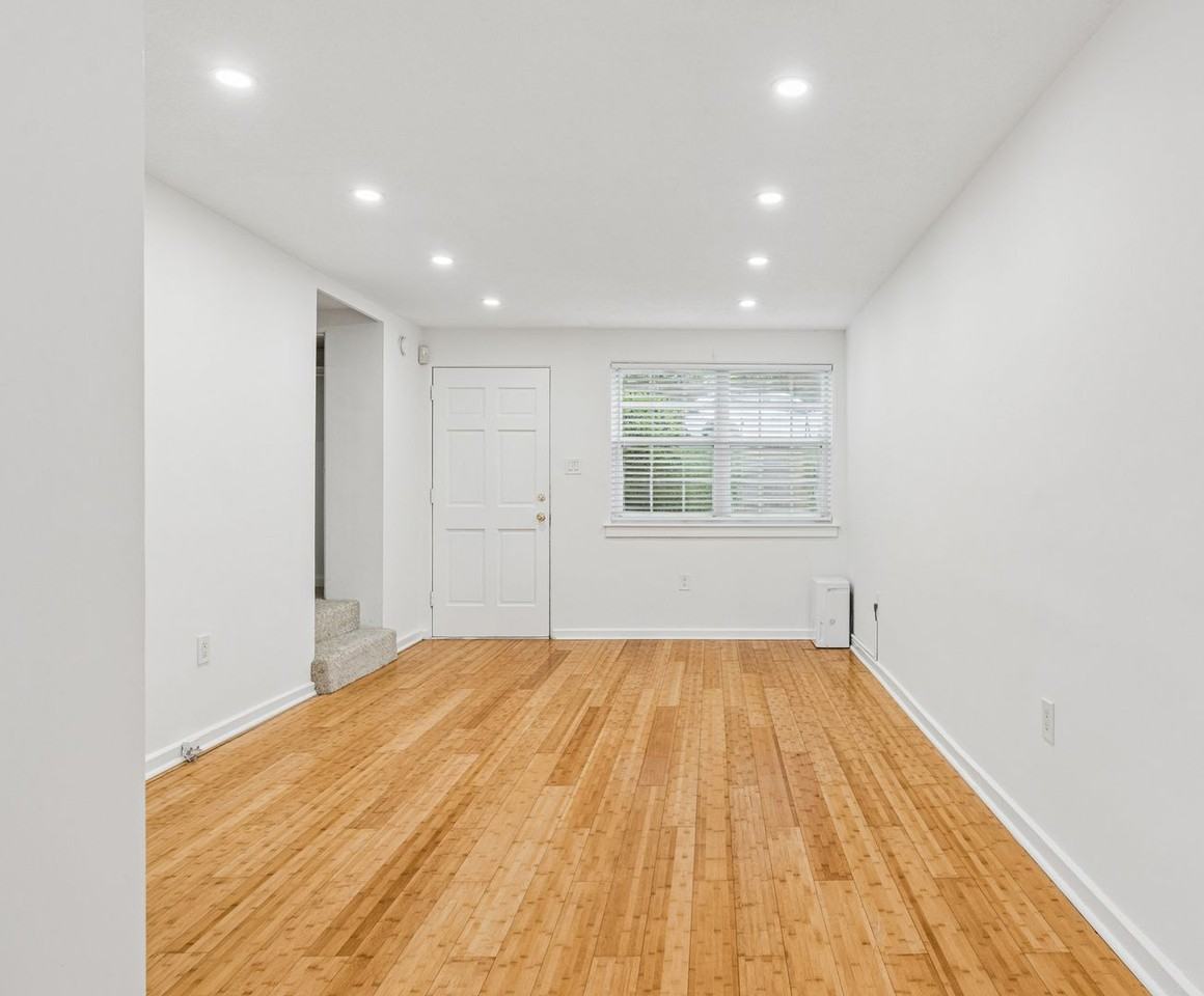 65 Faris Cir - Photo 4 of 19