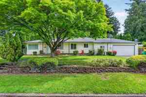 featured image of 1900 Ne 138th Pl