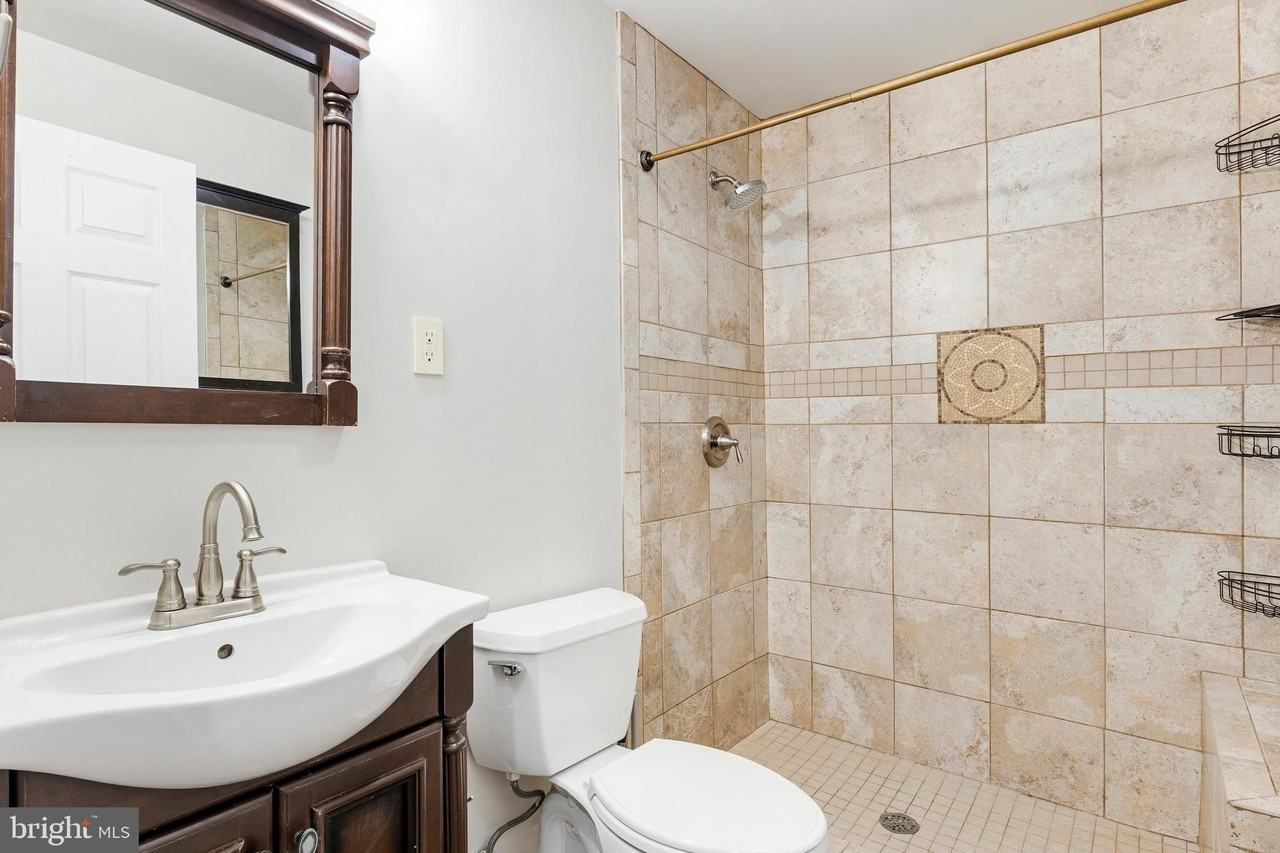 2236 Ivy Ln #5 - Photo 7 of 20