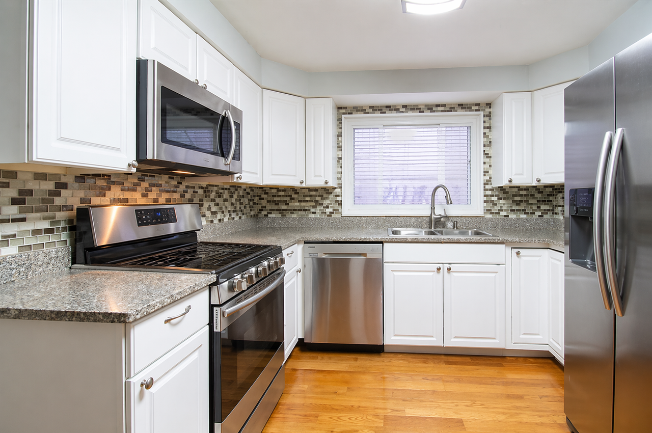 282 Millport Rd - Photo 3 of 32