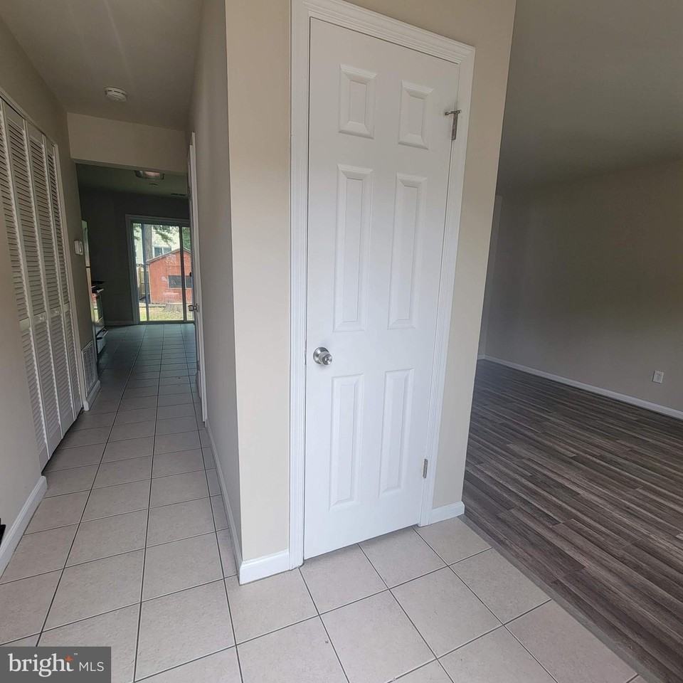 3381 Ryon Ct - Photo 2 of 12