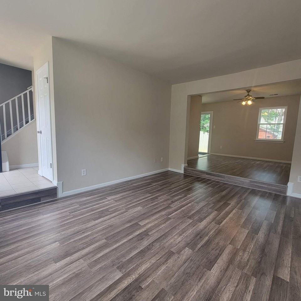 3381 Ryon Ct - Photo 5 of 12