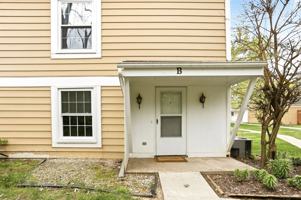 featured image of 2570 Ivy Hill Ln