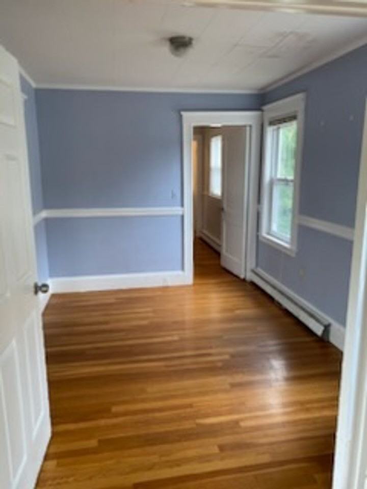 131 Kenrick St - Photo 5 of 14