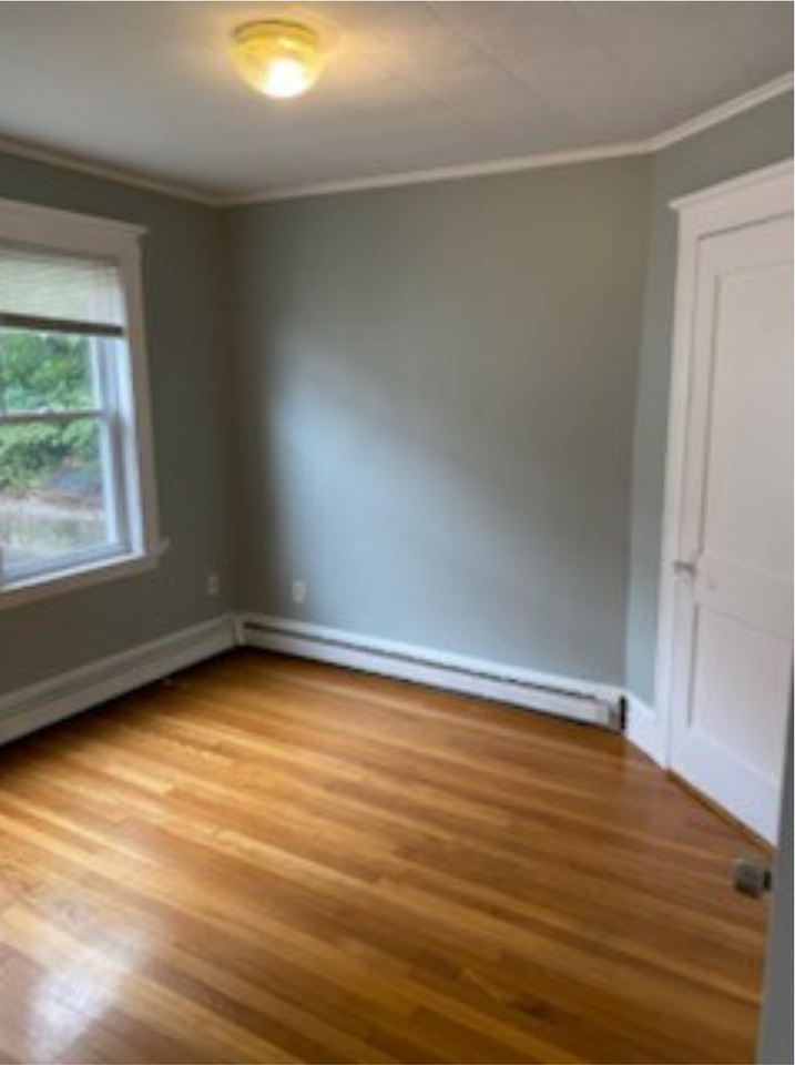 131 Kenrick St - Photo 6 of 14
