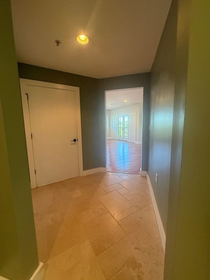 143 Sports Club Ln - Photo 2 of 32