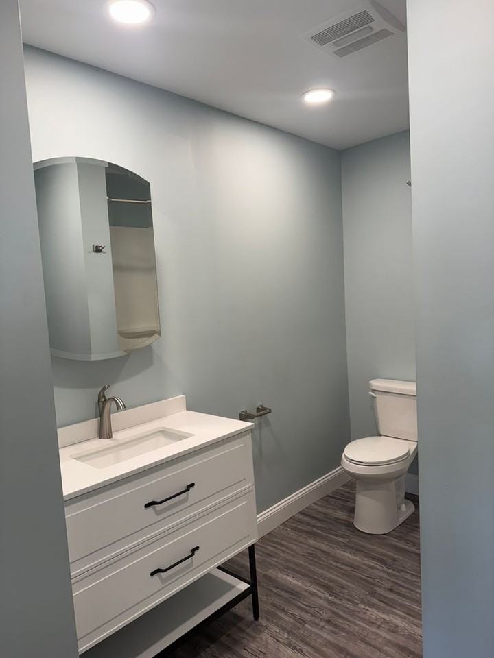 3261 W 13th St - Photo 7 of 12