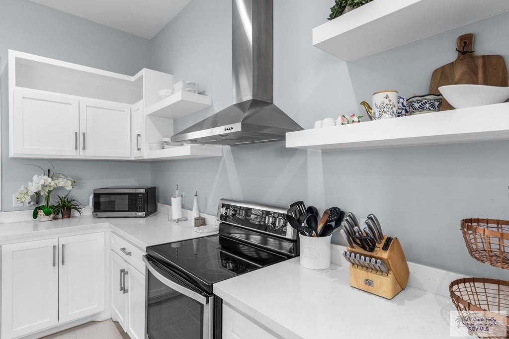 6882 Stone Oak - Photo 4 of 32