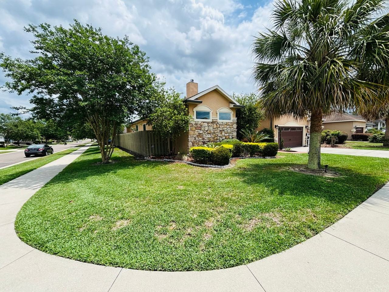 2671 Nw 147th St - Photo 4 of 31