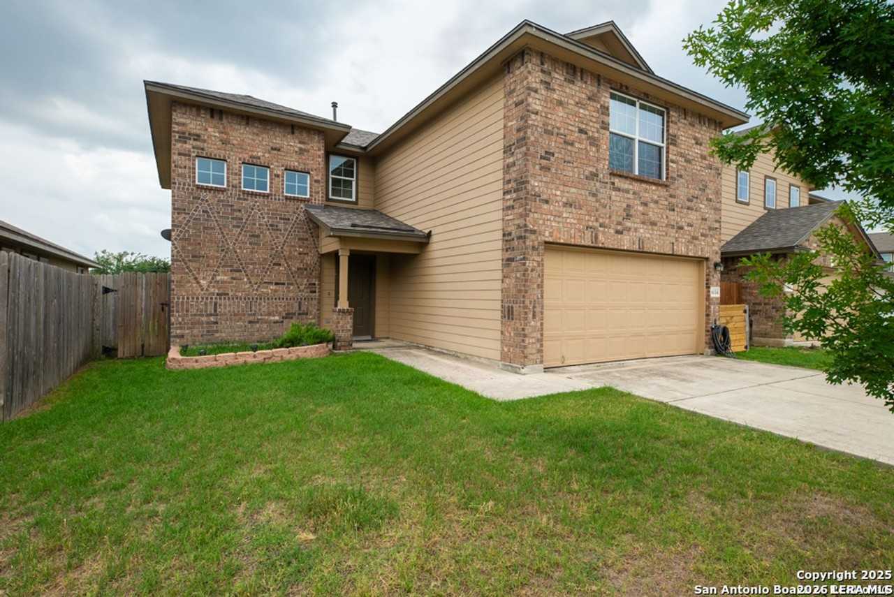 6114 Hackberry Pond - Photo 3 of 30