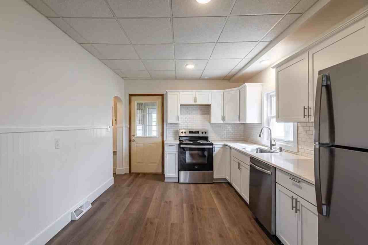 2011 21st St S - Photo 6 of 22