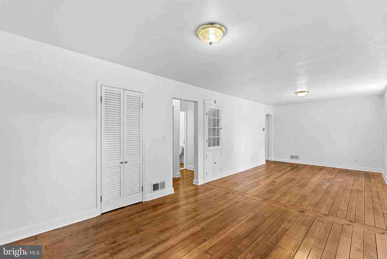 3103 Plyers Mill Rd - Photo 3 of 32