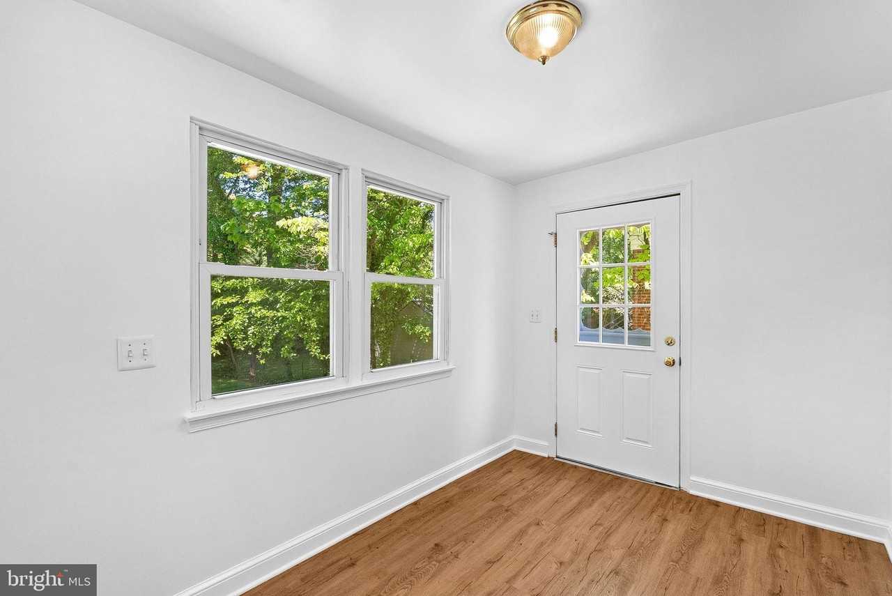 3103 Plyers Mill Rd - Photo 7 of 32
