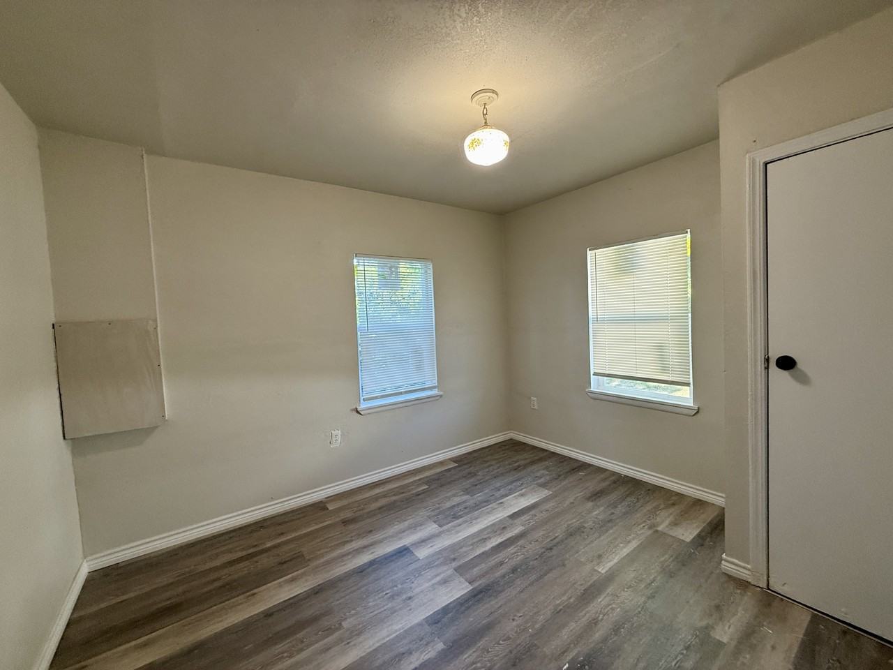 914 W Vinita Ave #1 - Photo 5 of 8