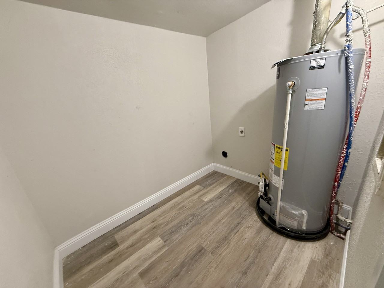 914 W Vinita Ave #1 - Photo 6 of 8