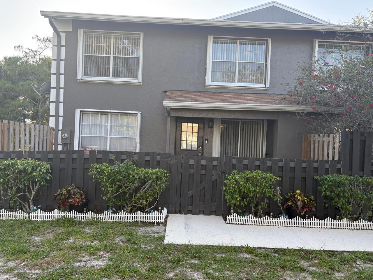 5130 Society Pl W ##H - Photo 7 of 27