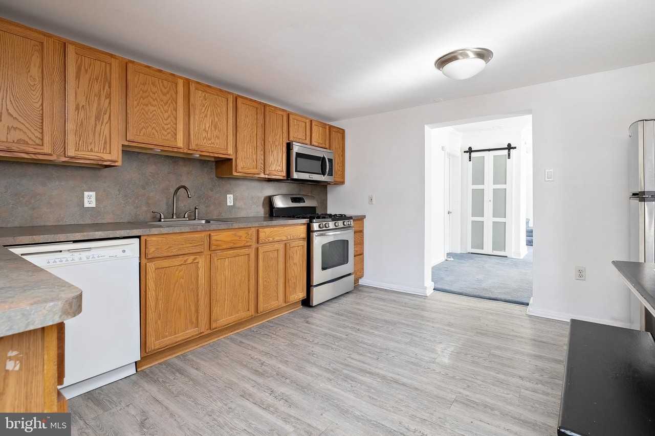 106 W Kings Hwy Apt A - Photo 5 of 26