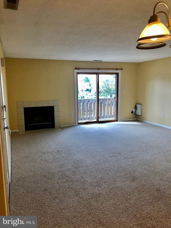 1802 Ravens Crest Dr - Photo 6 of 15