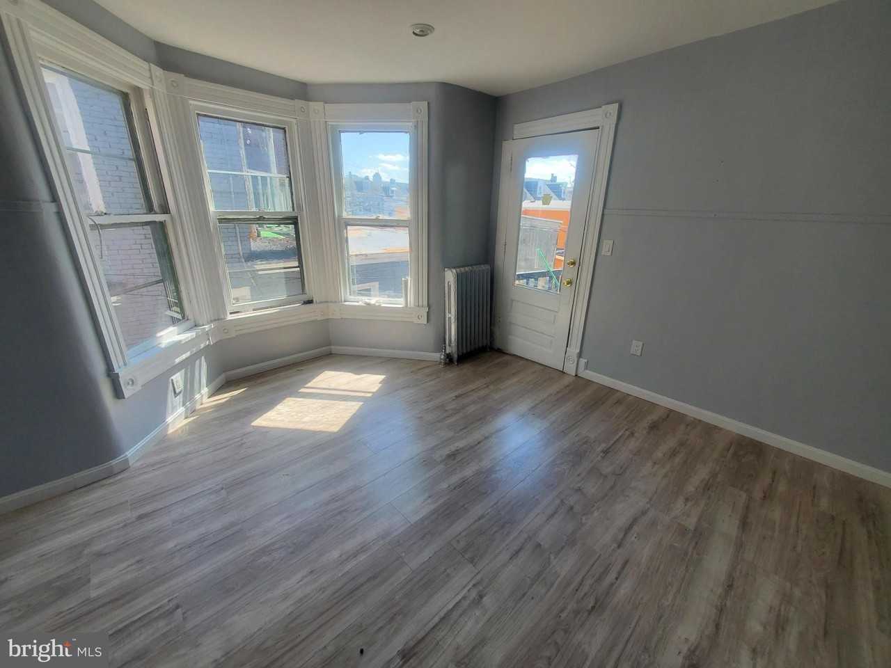 608 N 10th St #2 - Photo 4 of 15