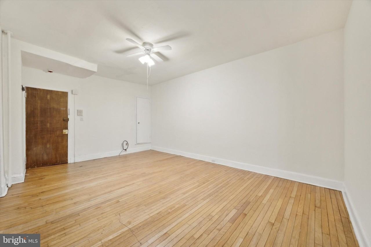 1817 Spruce St #1R - Photo 2 of 17