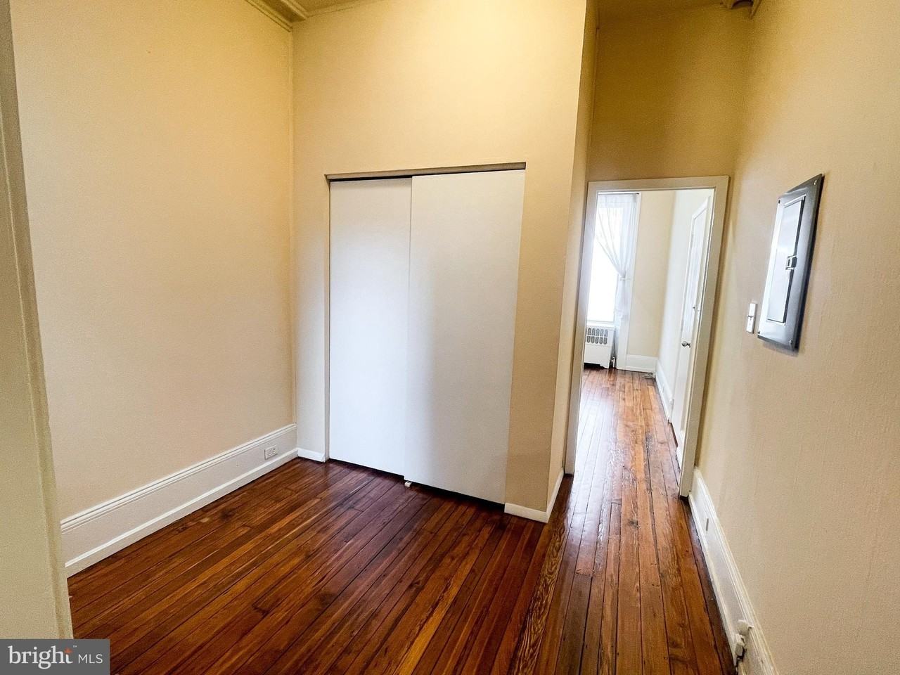2642 Brown St #1 - Photo 5 of 11