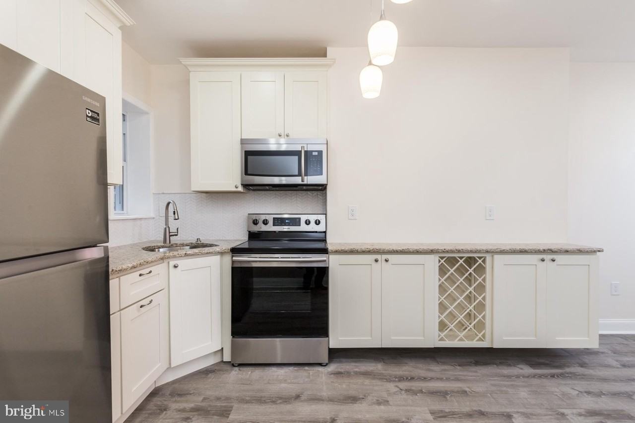 537 N 33rd St #1 - Photo 2 of 17
