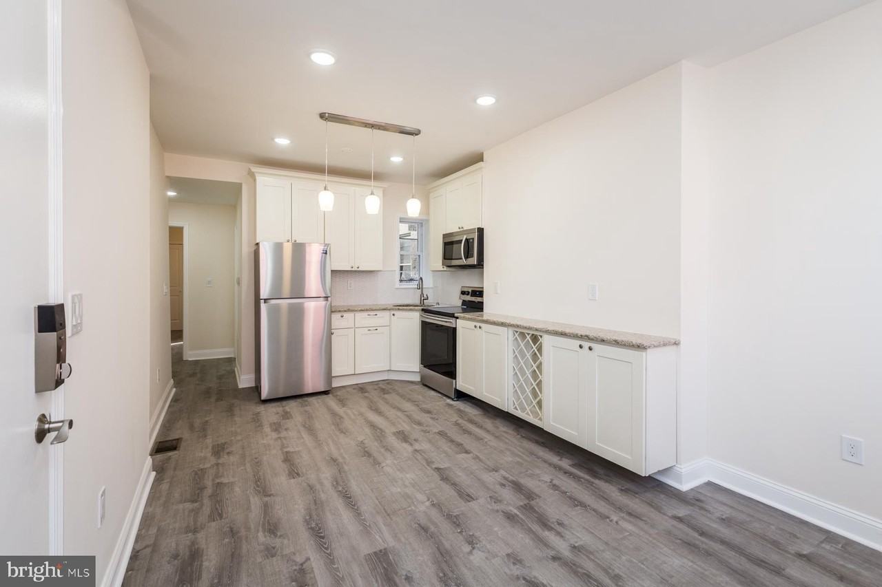 537 N 33rd St #1 - Photo 3 of 17