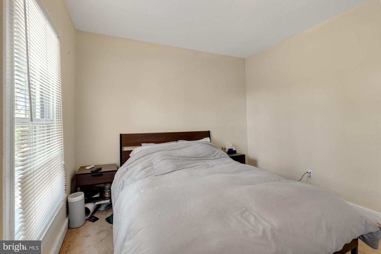 350 Green Ln #2R - Photo 6 of 19