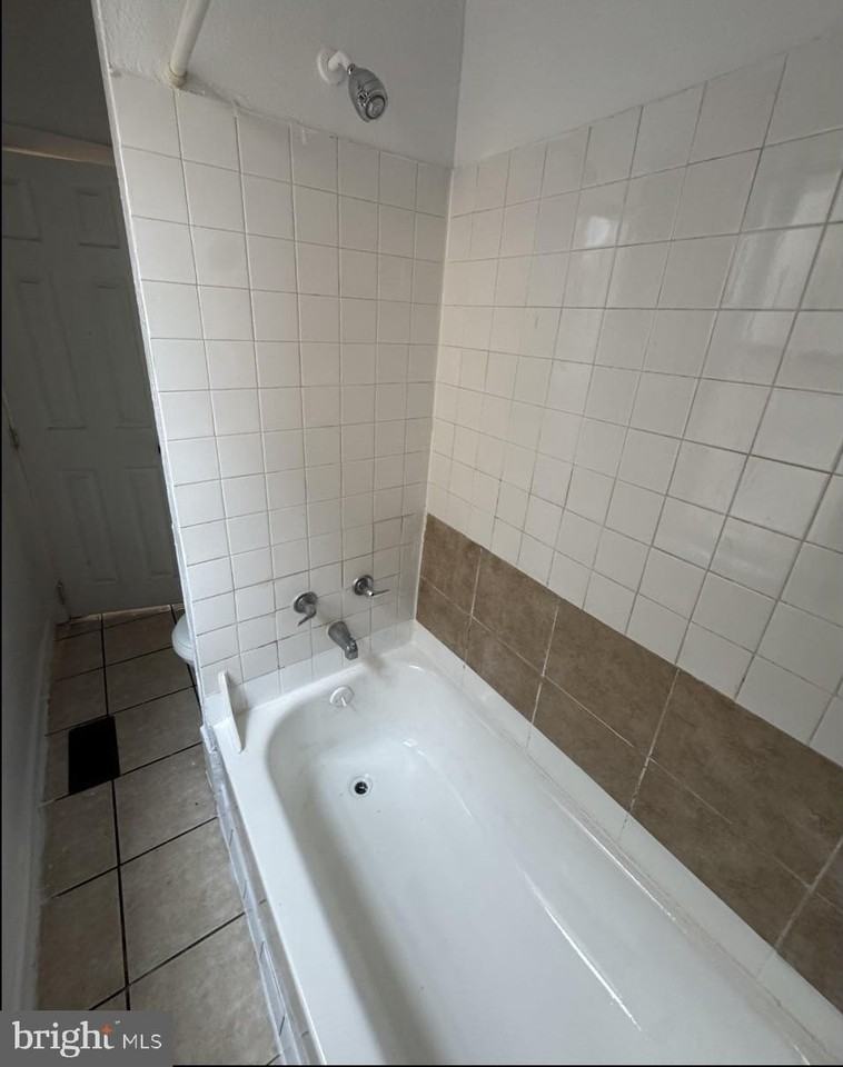 269 E Sharpnack St - Photo 5 of 9