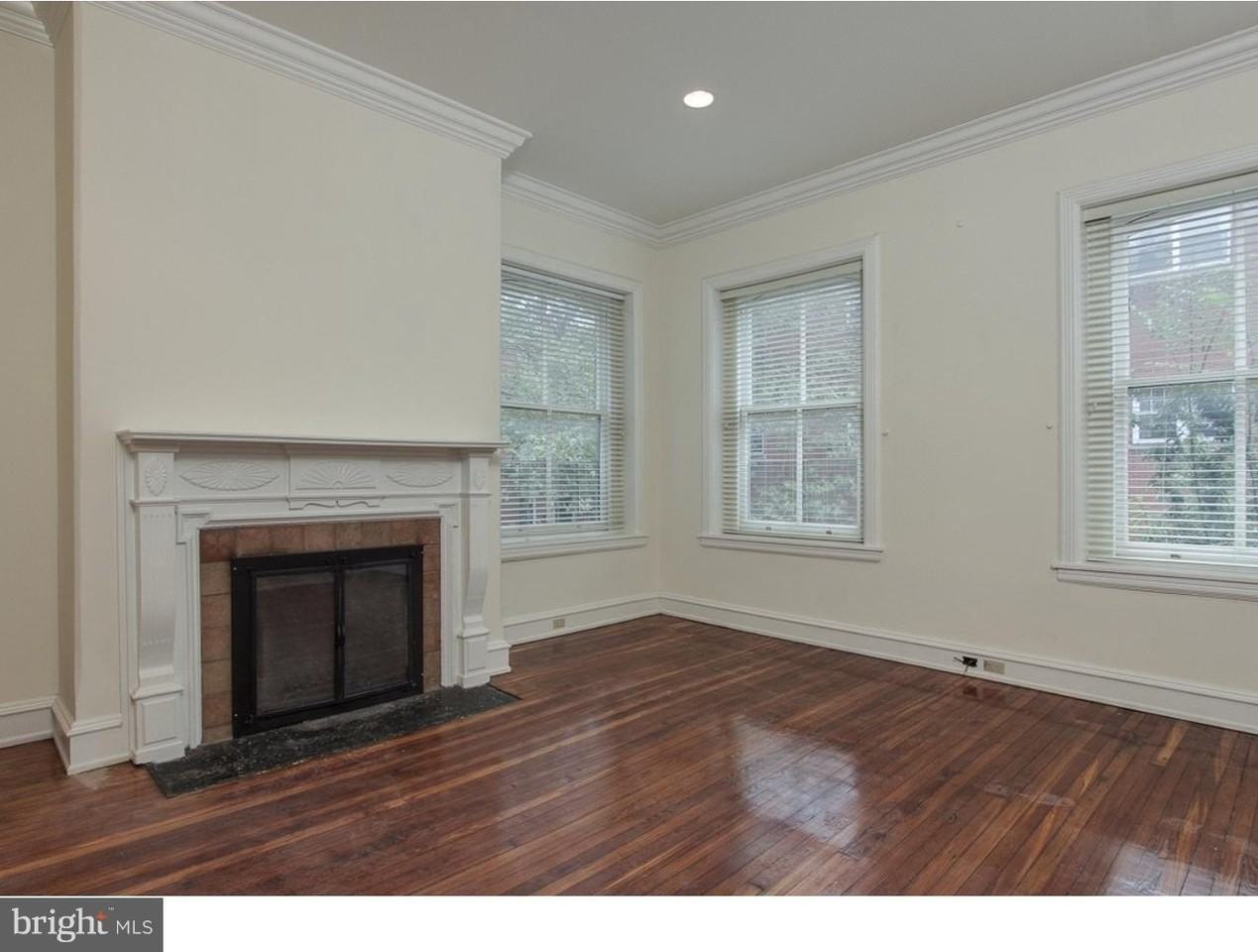 317 S 20th St #1F - Photo 7 of 12