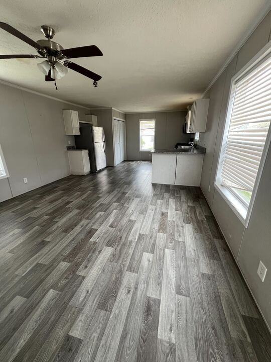 98 Arbor St #98AR - Photo 3 of 16