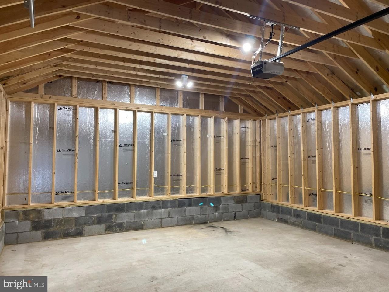 9552 Birmingham Dr - Photo 3 of 50