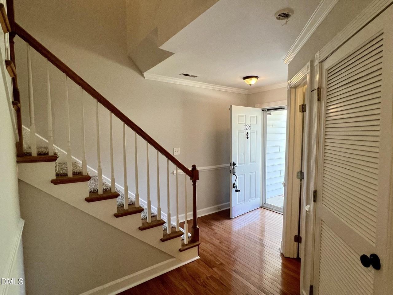 134 Grande Meadow Way - Photo 4 of 29