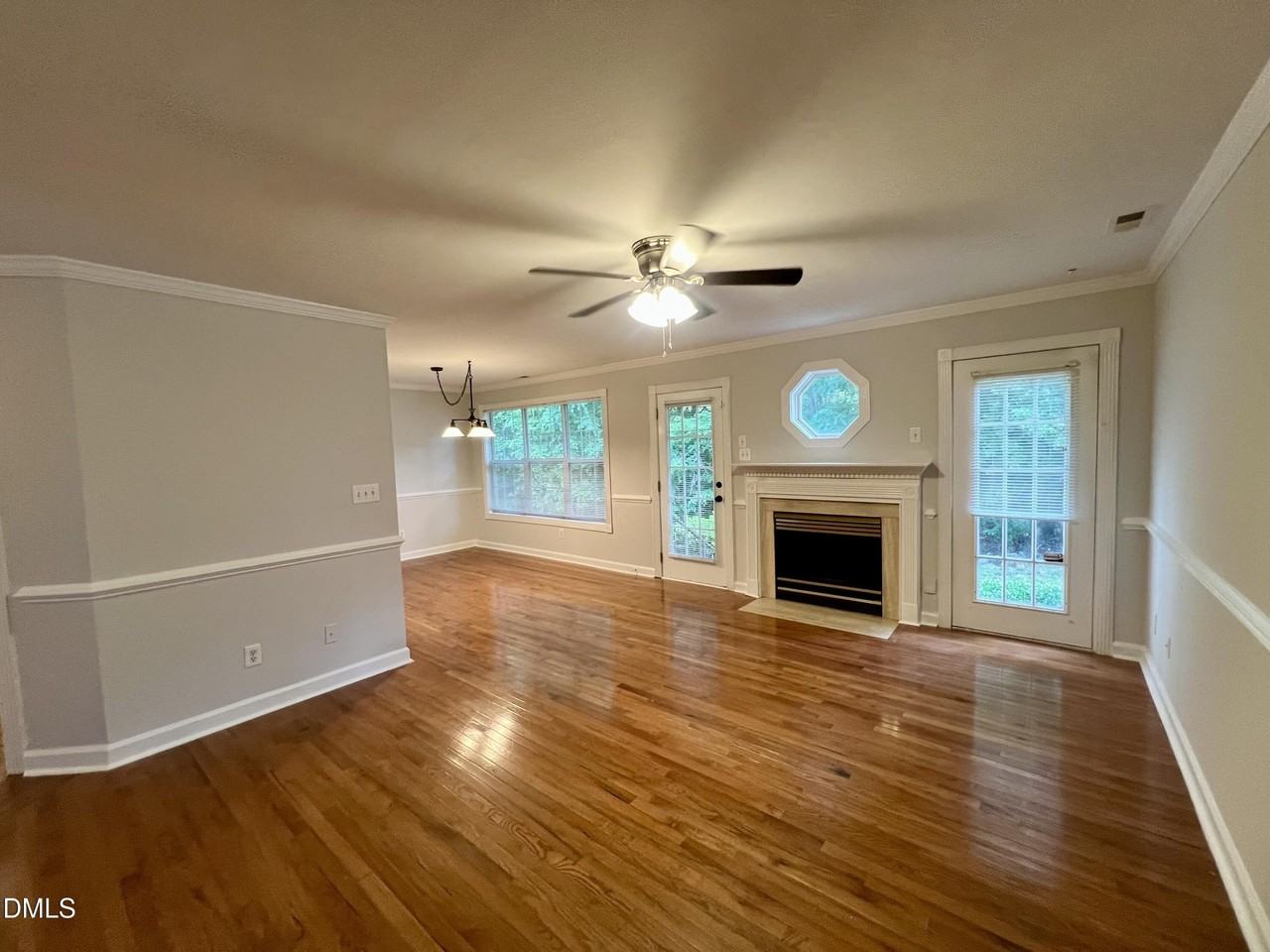134 Grande Meadow Way - Photo 7 of 29