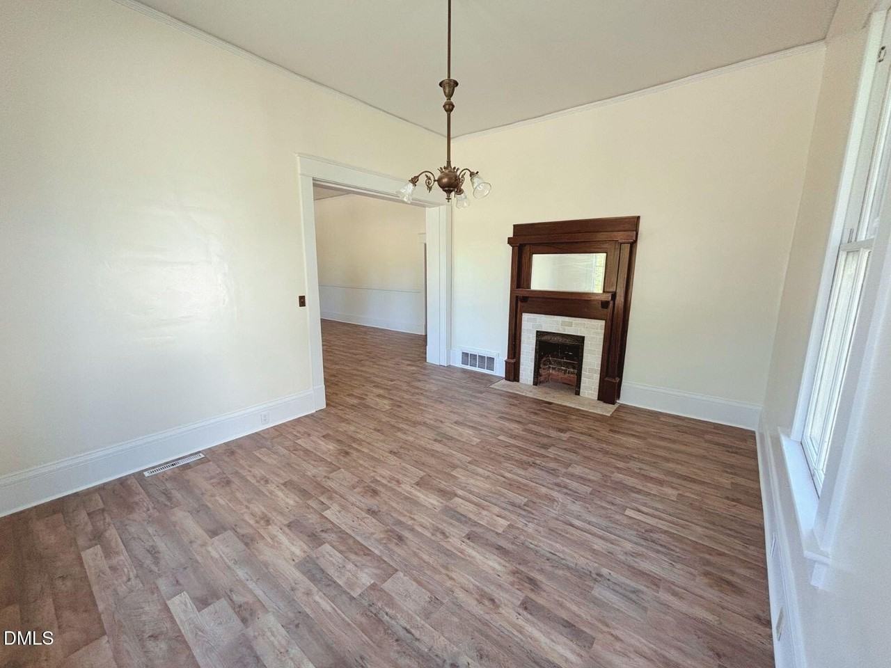 114 Forest Ave - Photo 7 of 31