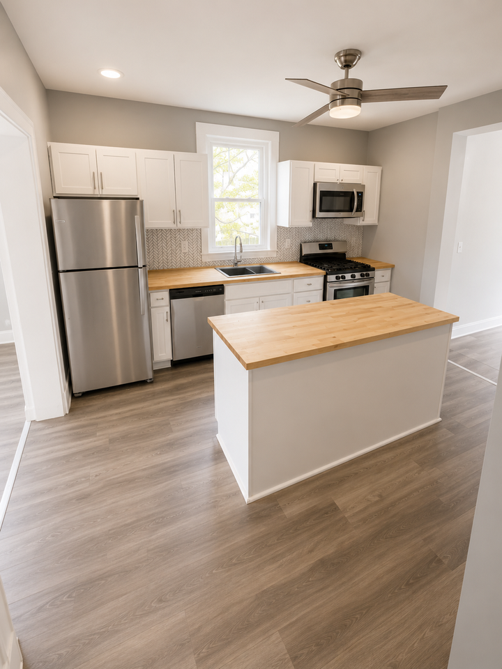 1529 Napoleon Street - Photo 4 of 10