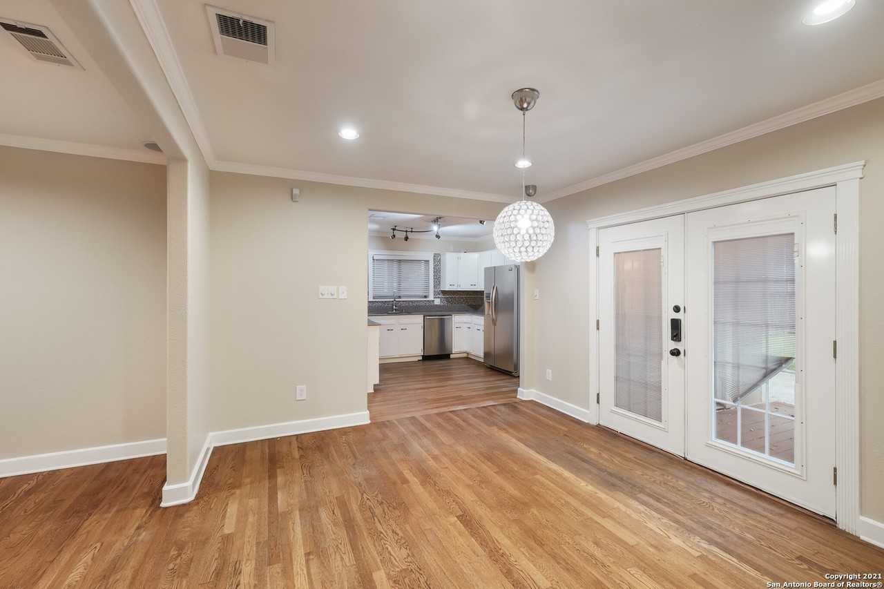167 E Edgewood Pl - Photo 5 of 17