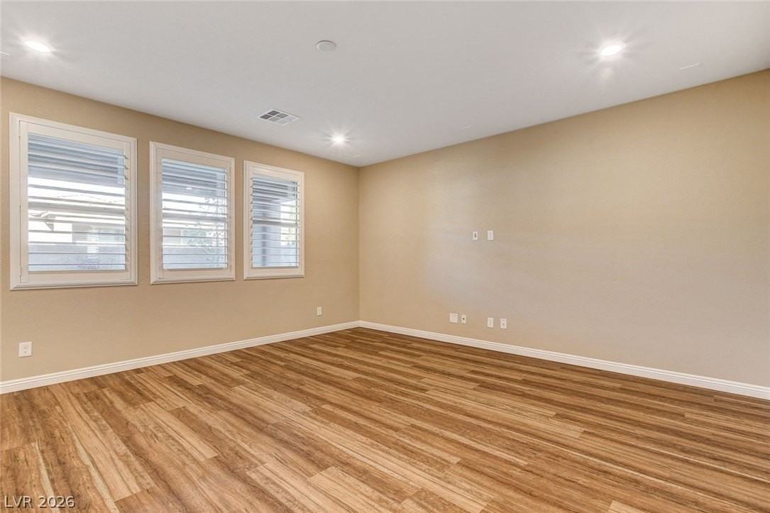 888 Haven Oaks Pl - Photo 6 of 46