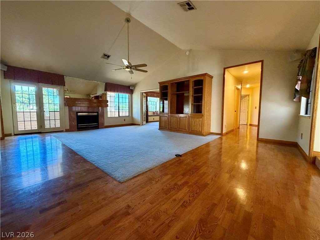 1916 Hobson Dr - Photo 2 of 46