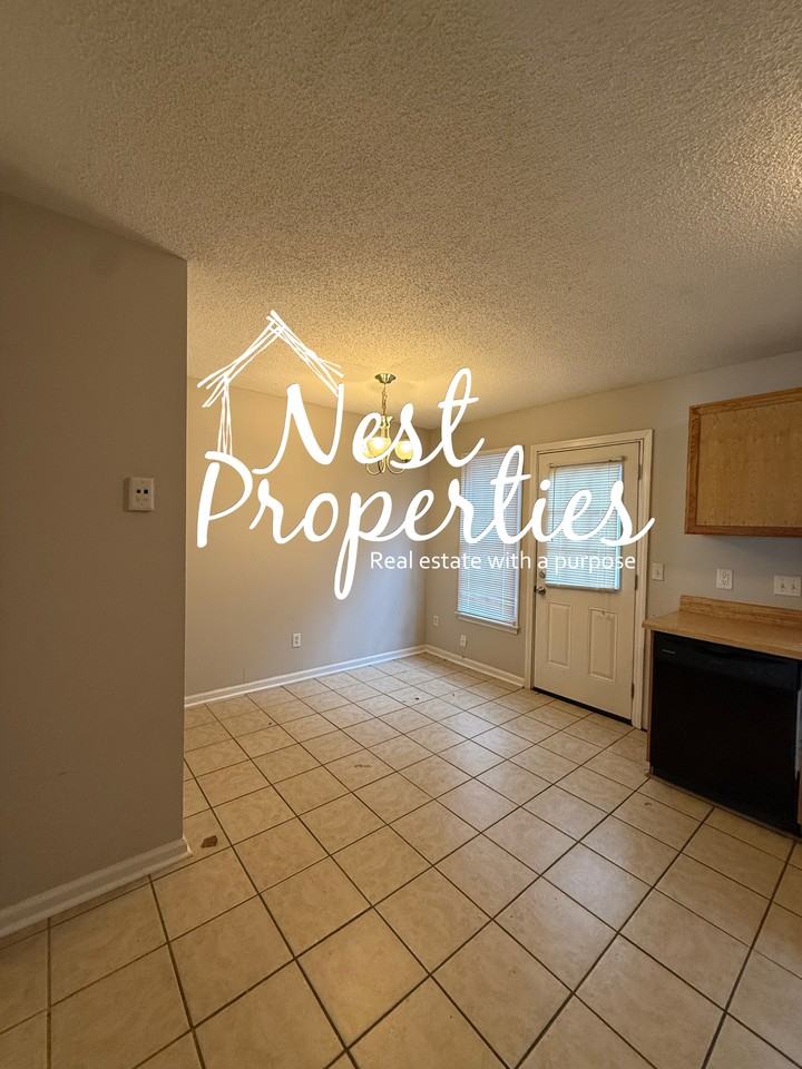 101 Manorwood Ct #1 - Photo 4 of 7
